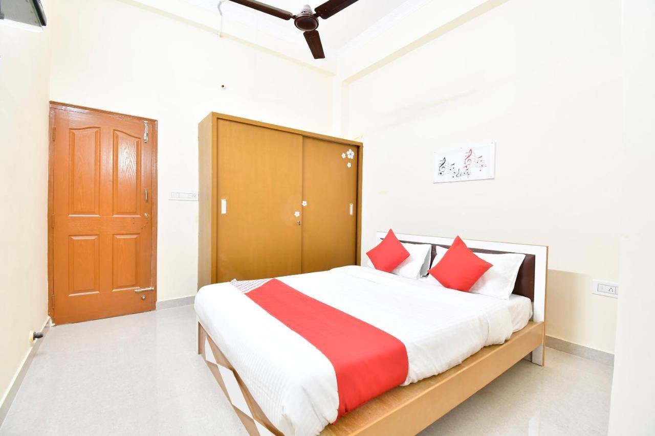 Hotel Oyo 44065 Sri Krishna Nilaya Bengalúr Exteriér fotografie