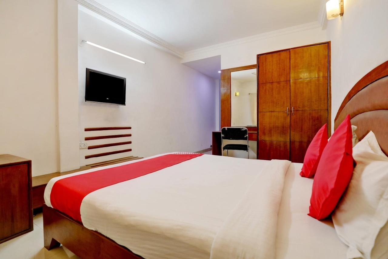 Hotel Oyo 44065 Sri Krishna Nilaya Bengalúr Exteriér fotografie
