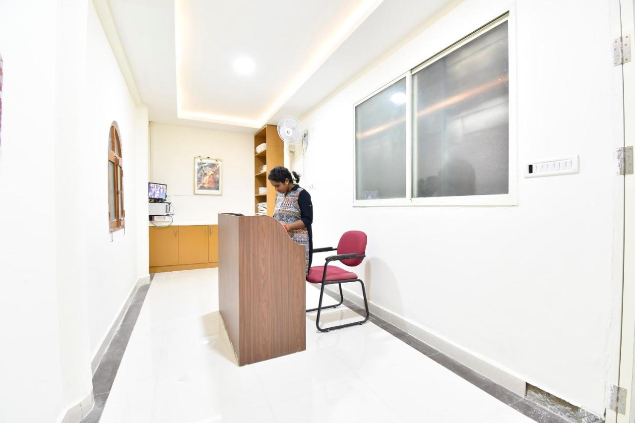 Hotel Oyo 44065 Sri Krishna Nilaya Bengalúr Exteriér fotografie
