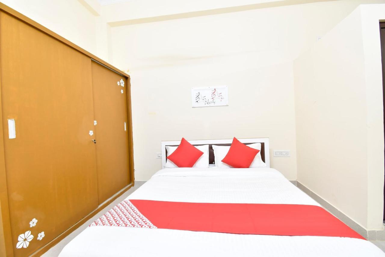 Hotel Oyo 44065 Sri Krishna Nilaya Bengalúr Exteriér fotografie