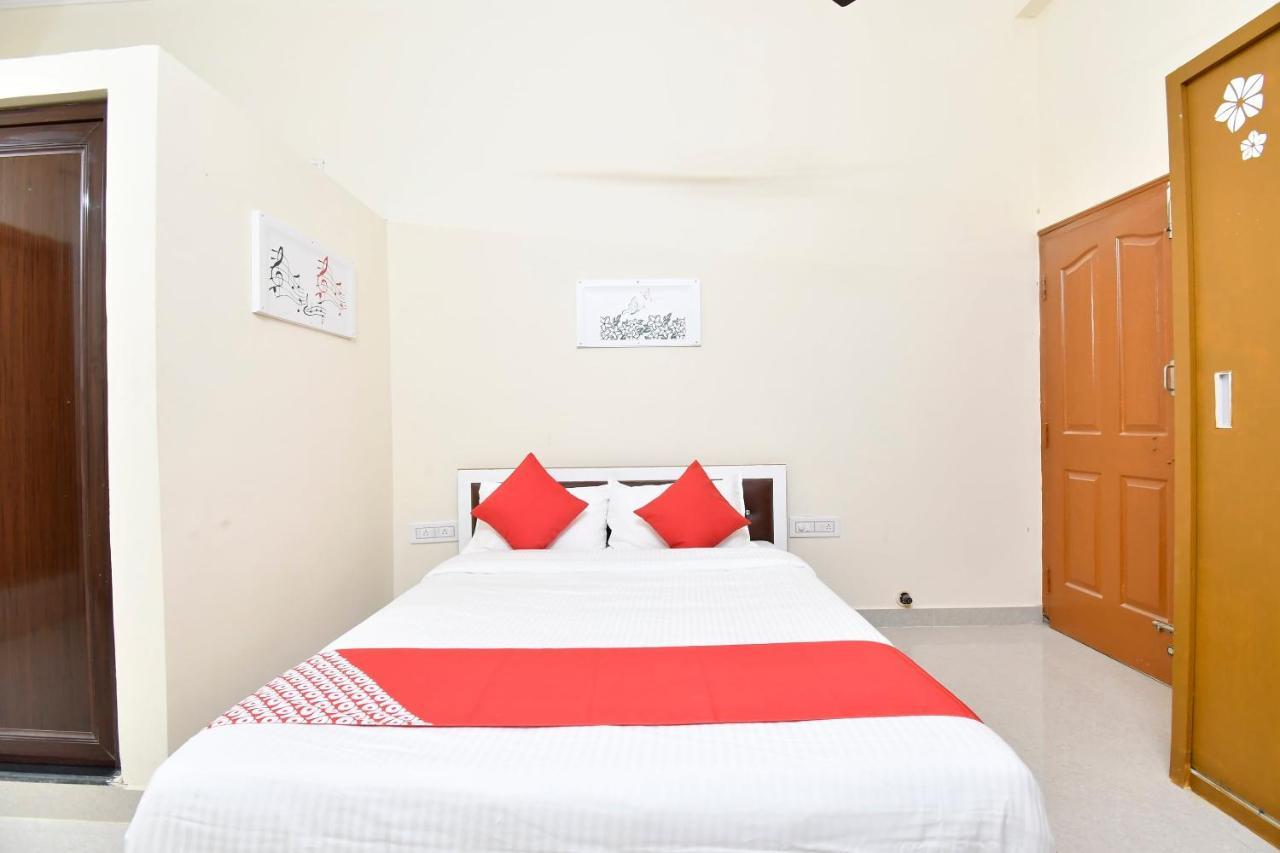 Hotel Oyo 44065 Sri Krishna Nilaya Bengalúr Exteriér fotografie